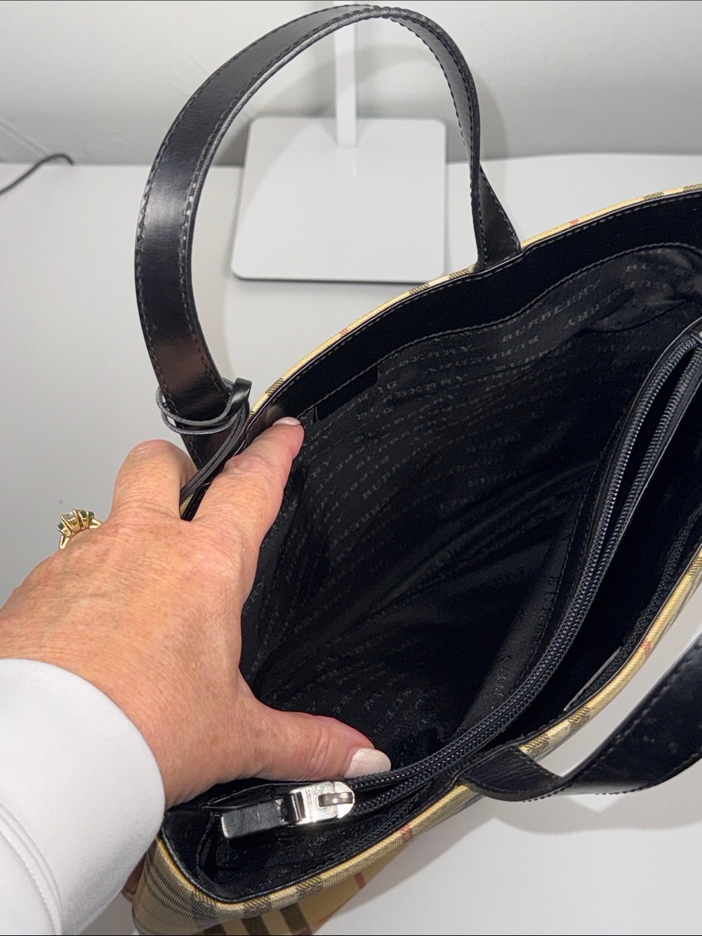 Burberry Nova check Leather-Trim Tote - Picture 4 of 12